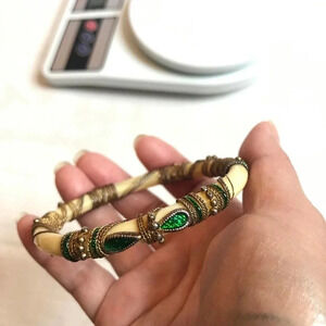 Beautiful green stone bracelet